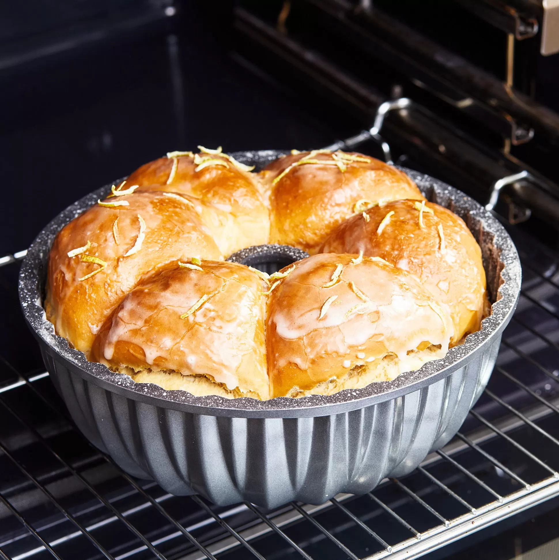 Baking And Casserole Dishes | STONELINE Fluted Ring Cake Tin 24.5 cm